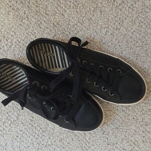 TAOS shoes. Like New!
